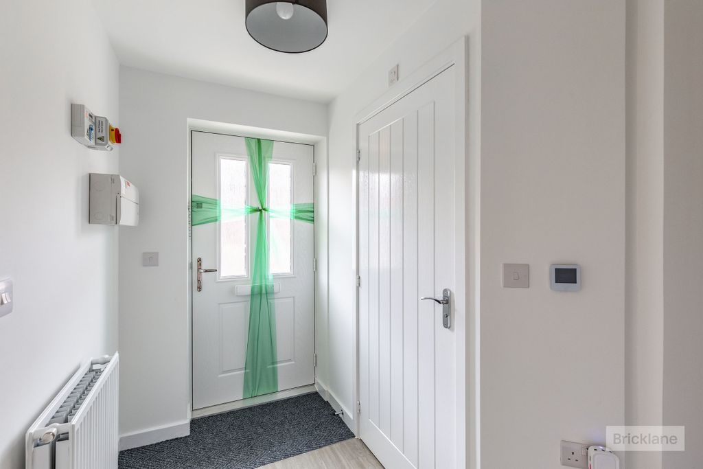 Property photo 3 of 10 Image