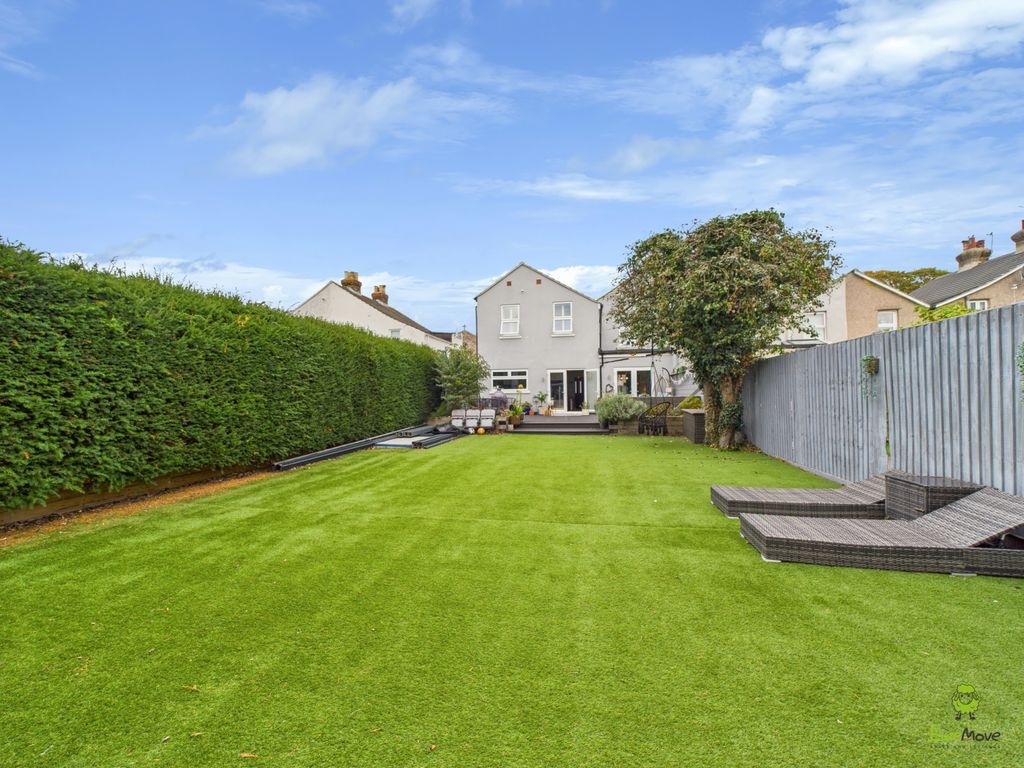 Property photo 2 of 15 Cam02615G0-Pr0125-Still020