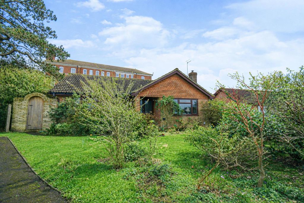 Property photo 1 of 22 36330B7d-886c-42F9-8Ddc-F92E1396Df81.Png