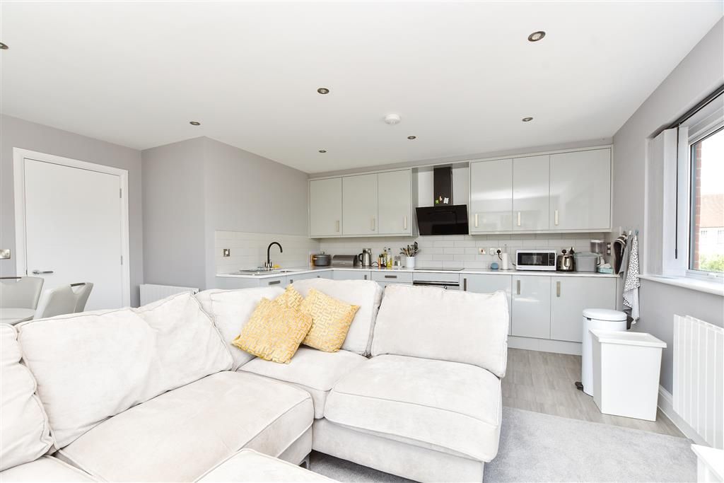 Property photo 1 of 10 Kitchen/ Lounge/Diner
