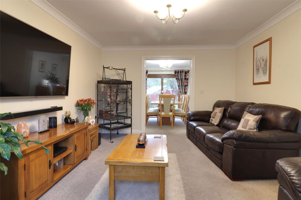 Property photo 1 of 17 1 - Picture No. 31