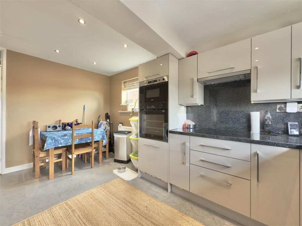 Property photo 3 of 15 Img_1800.Jpg