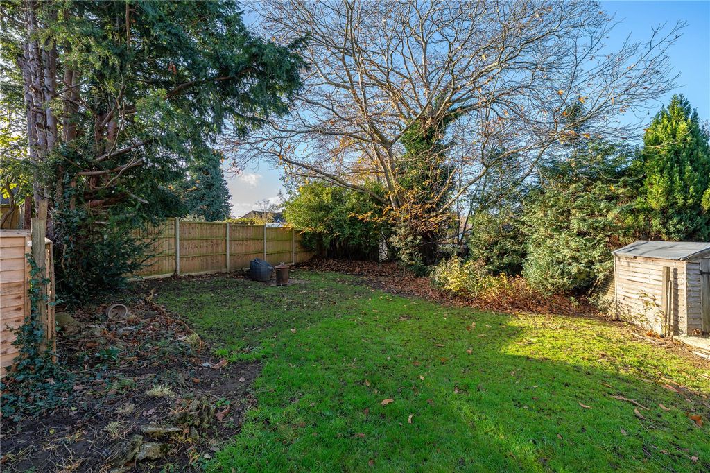 Property photo 3 of 11 Garden