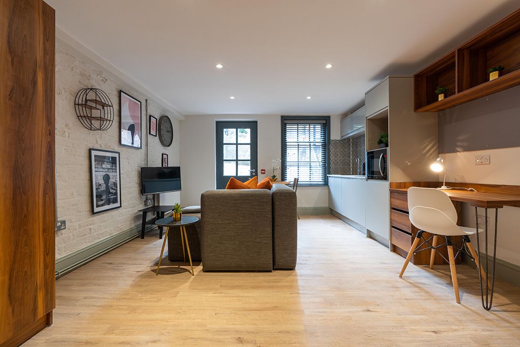 Property photo 3 of 8 Photo 2