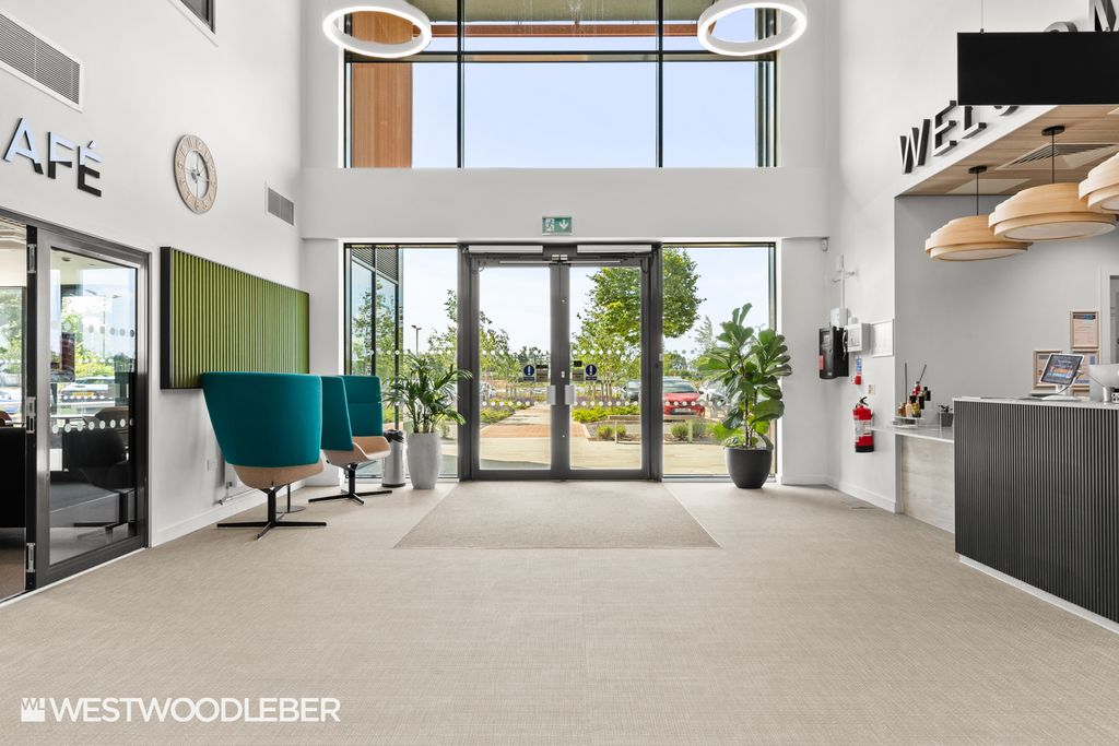 Property photo 3 of 6 Thebolds_39