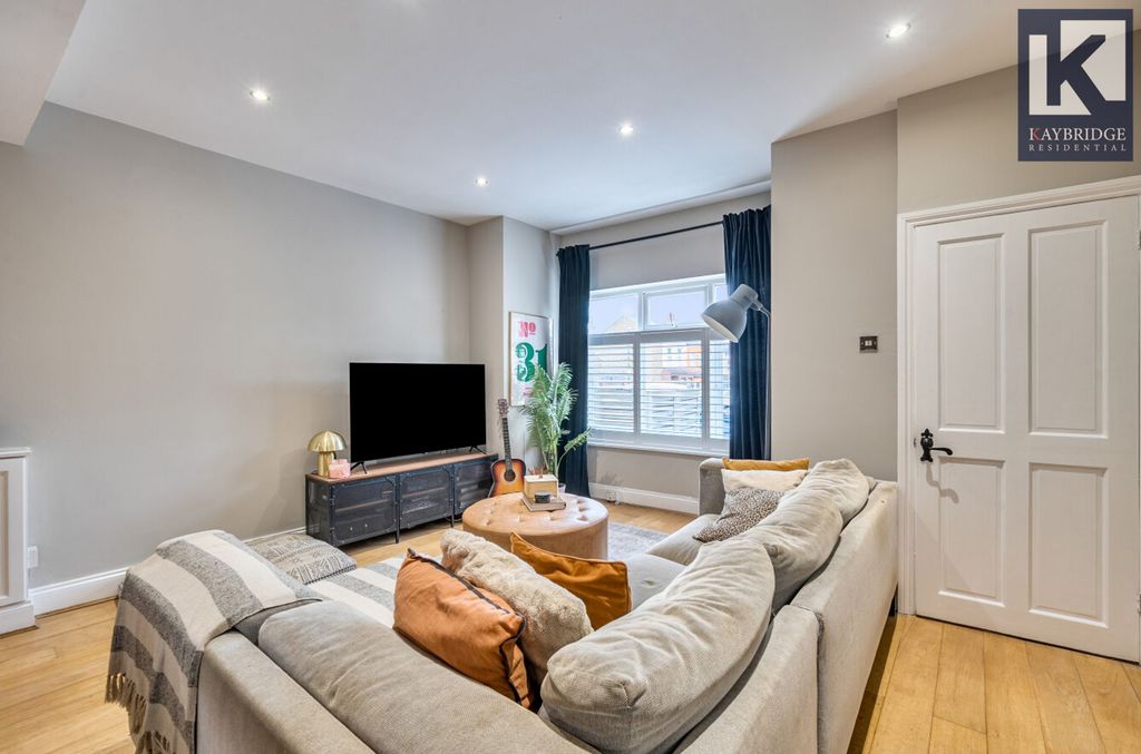 Property photo 3 of 24 Constance Road, Sutton - Sm1 4Qg