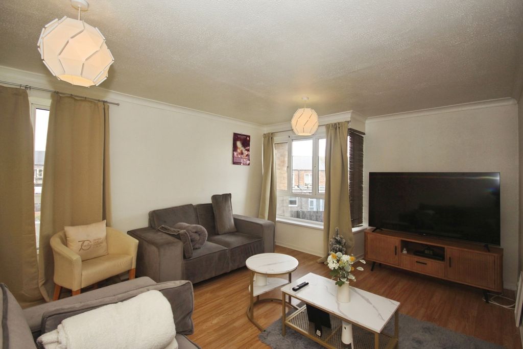 Property photo 2 of 13 Pbox-Img.Jpg