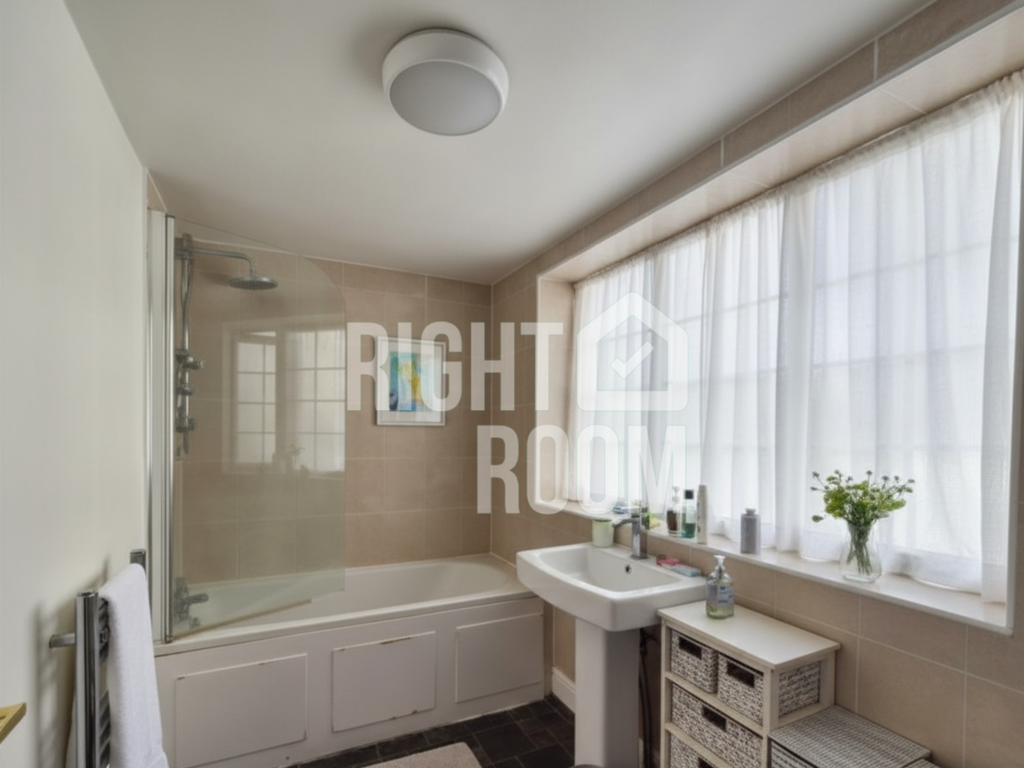 Property photo 3 of 3