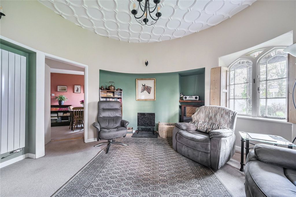 Property photo 2 of 19 Picture No. 03