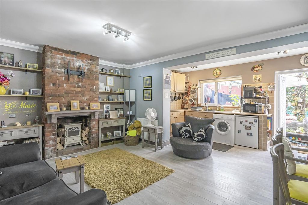 Property photo 2 of 19 Living Room Angled.Jpg