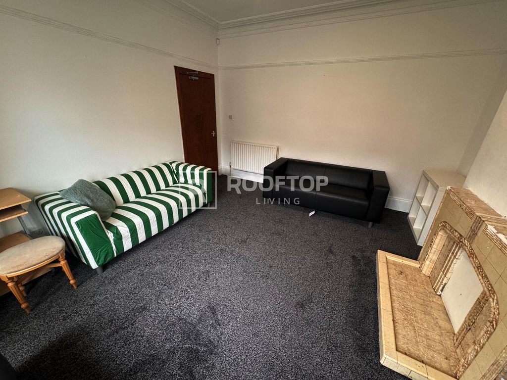 Property photo 2 of 19 Property Photo