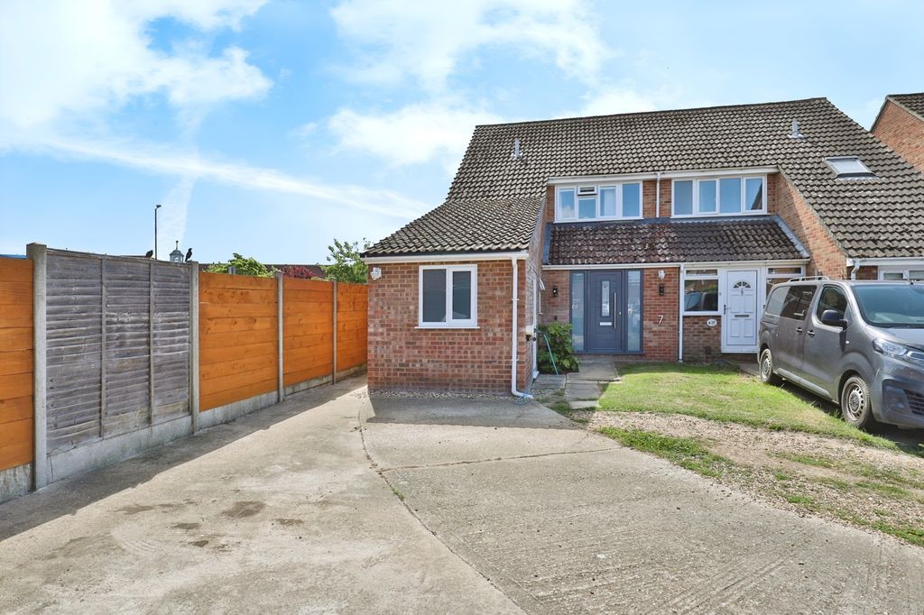 Property photo 1 of 17 Photo