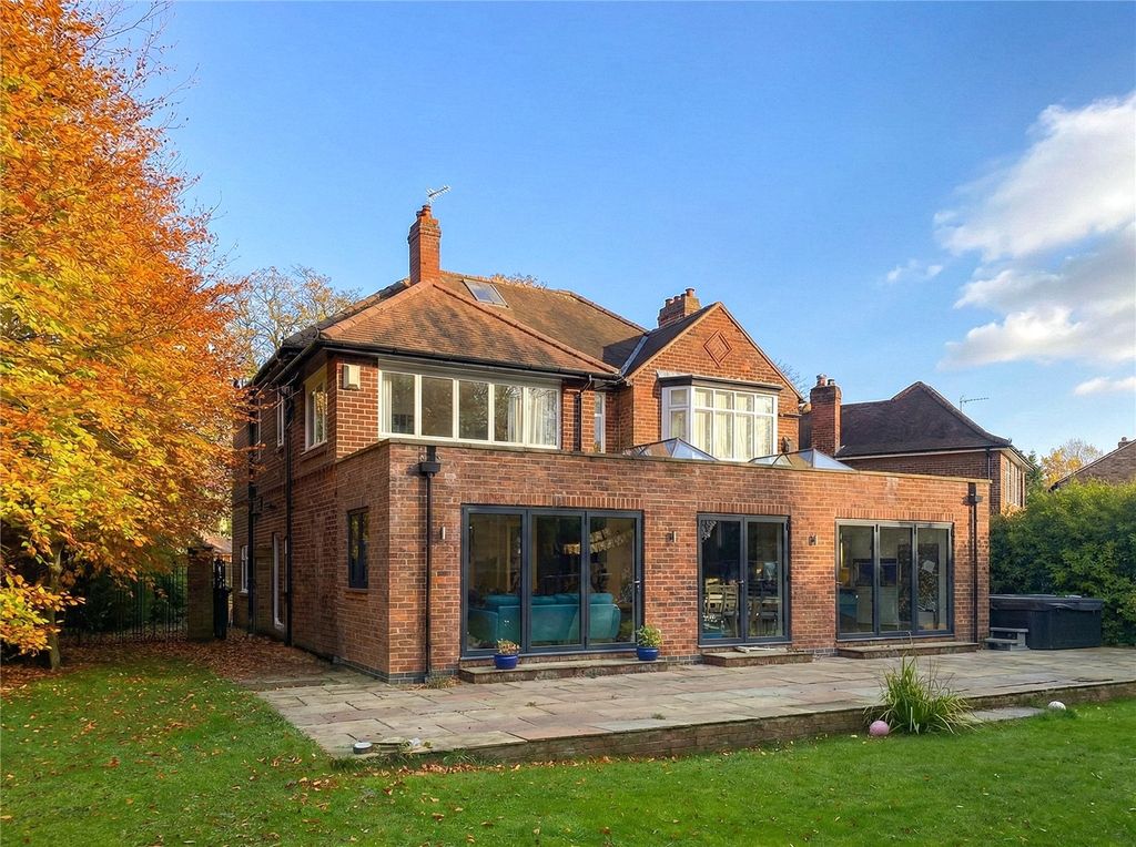 Property photo 2 of 15 Exterior