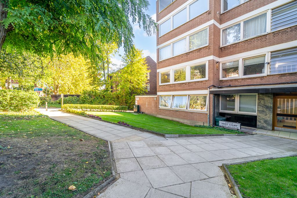 Property photo 3 of 11 Ndb09216-Edit-Edit