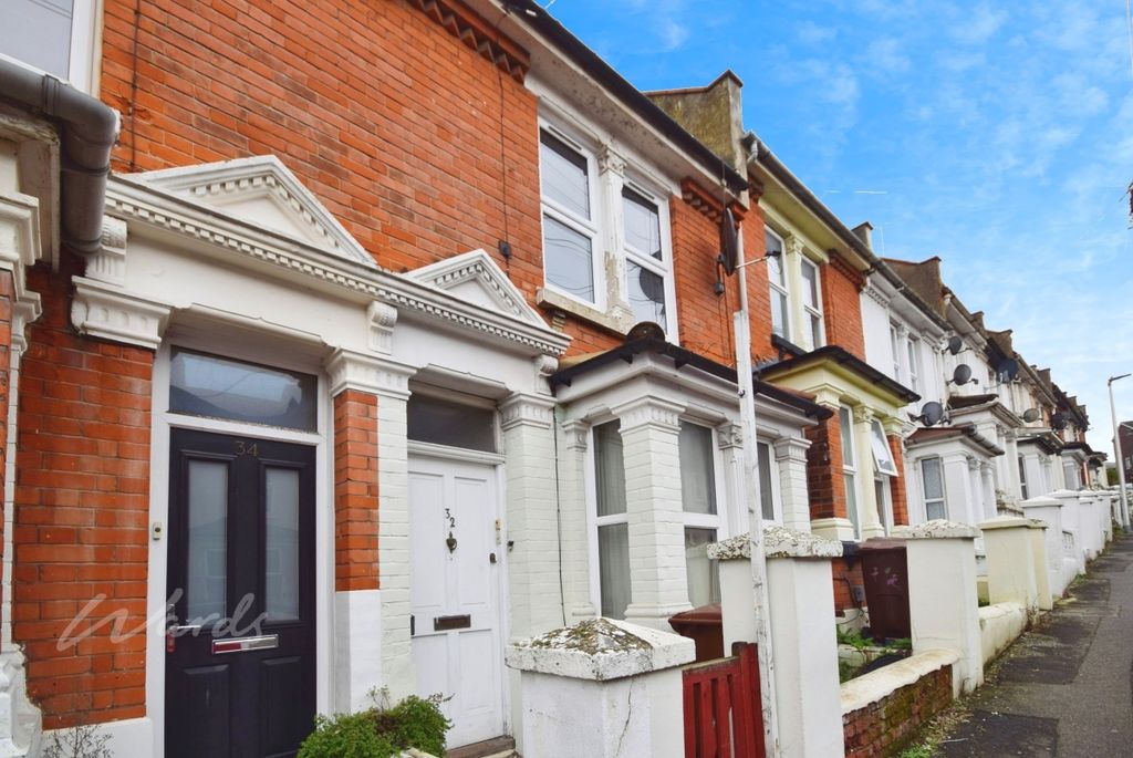 Property photo 1 of 5 Foord Front