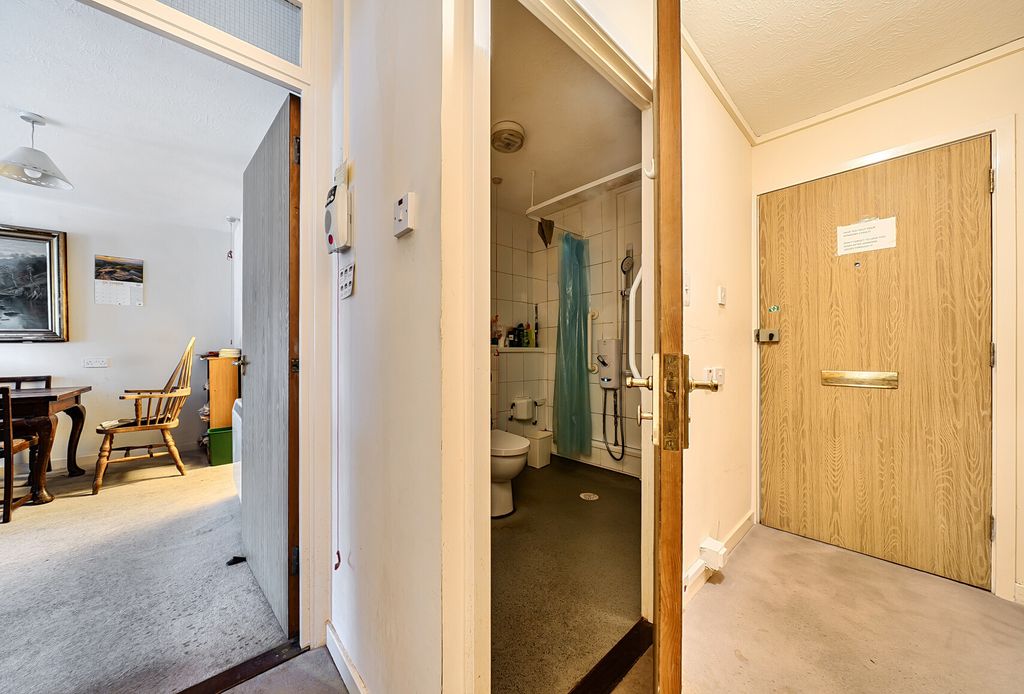 Property photo 2 of 17 1530855 (2).Jpg
