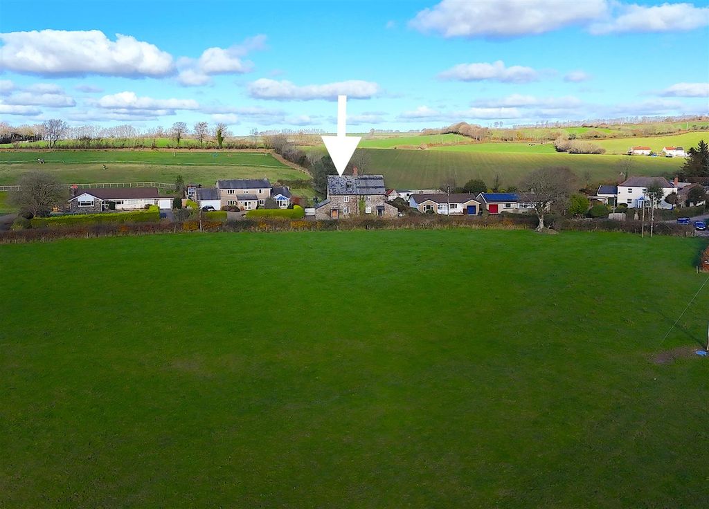 Property photo 1 of 27 Dji_20251117122743_0214_D.Jpg