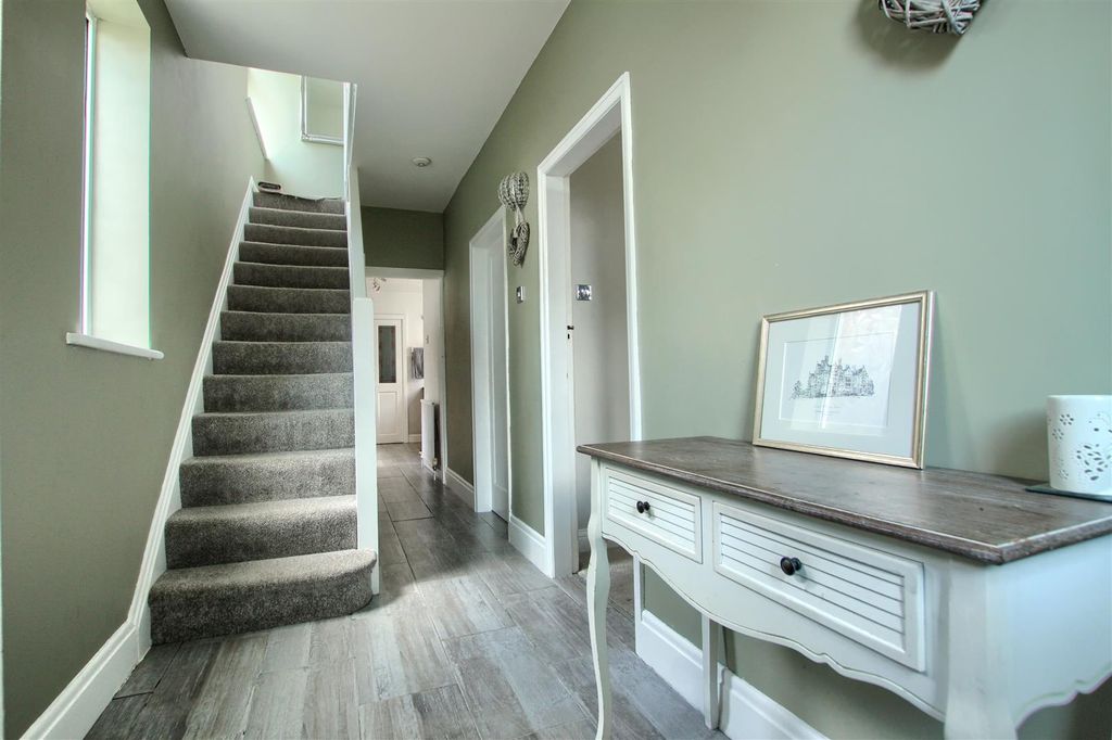 Property photo 2 of 12 Gd2.Jpg