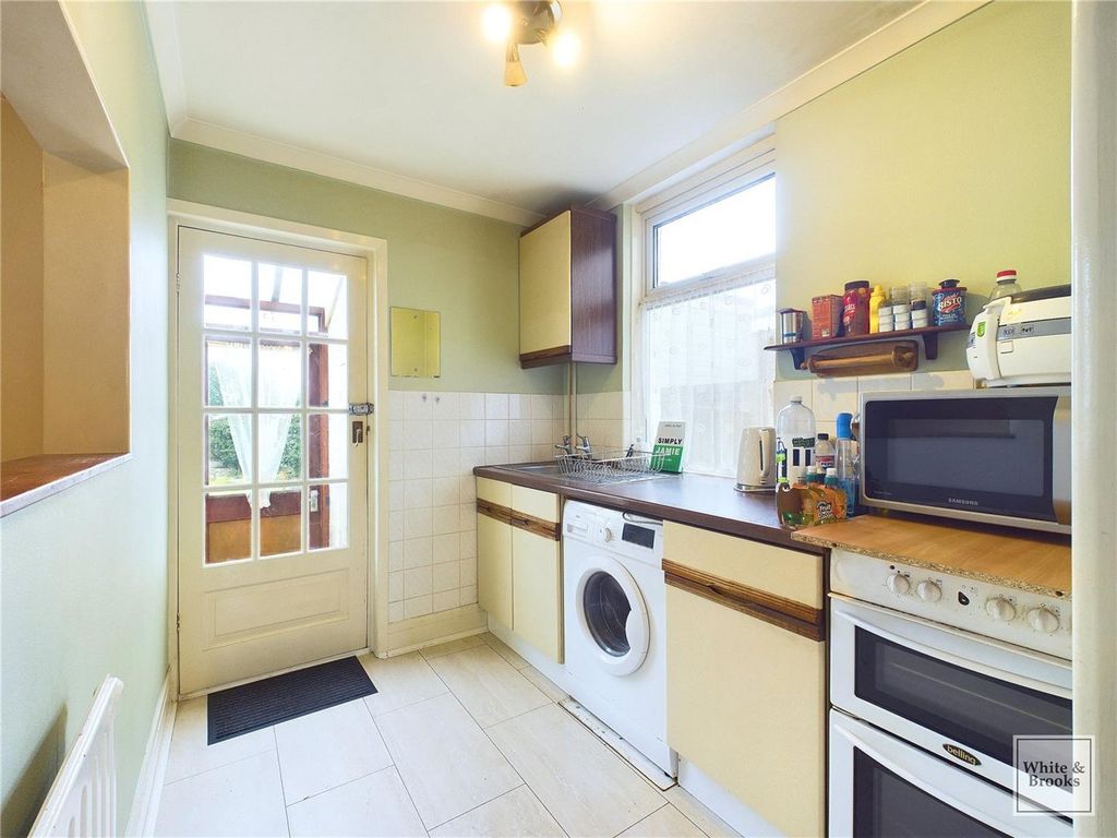 Property photo 3 of 18 3.Jpg