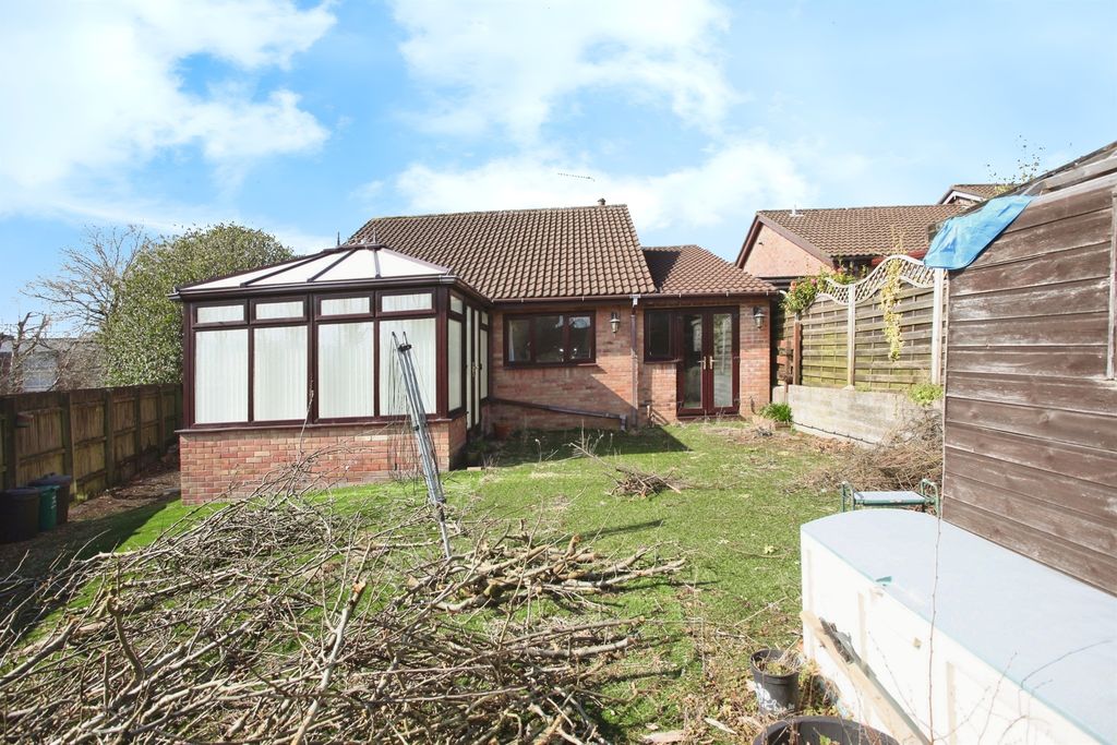 Property photo 2 of 16