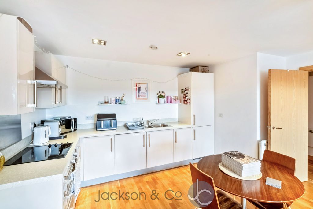 Property photo 1 of 4 Img_5198-Hdr