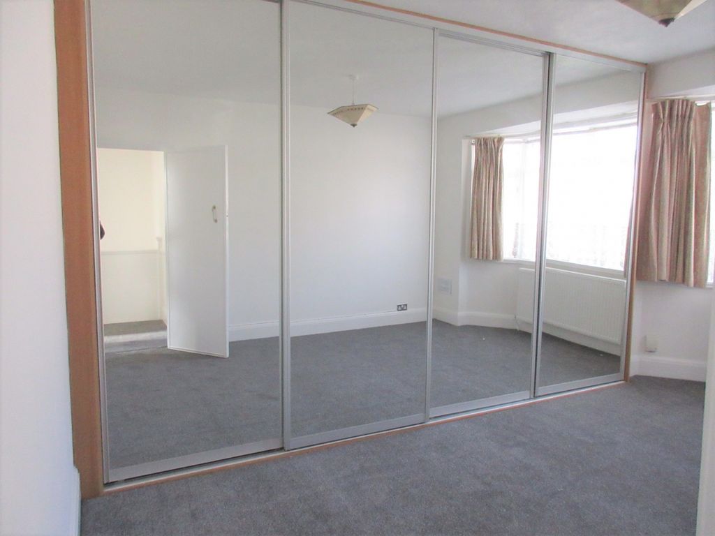 Property photo 2 of 8 Gallery