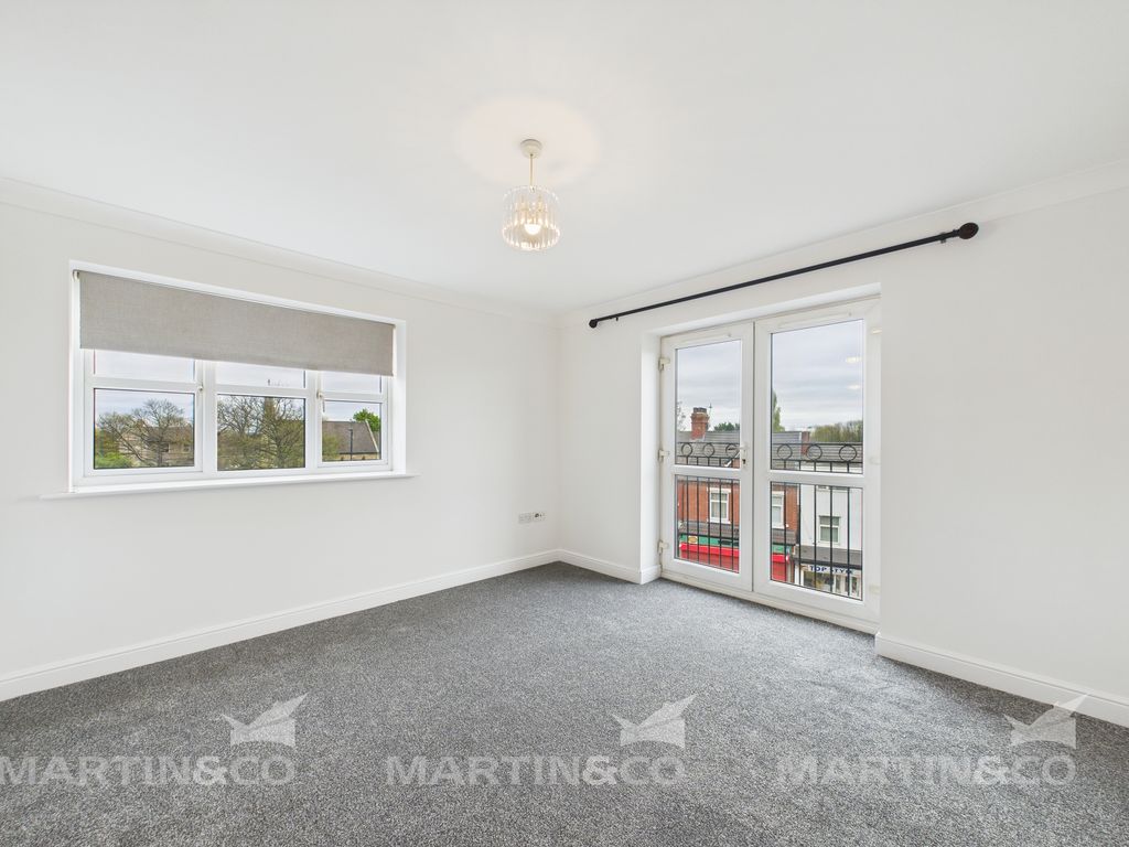 Property photo 2 of 10 Cam02406G0-Pr0444-Still001