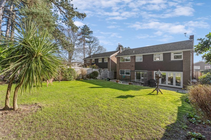 Property photo 2 of 15 Photo 24