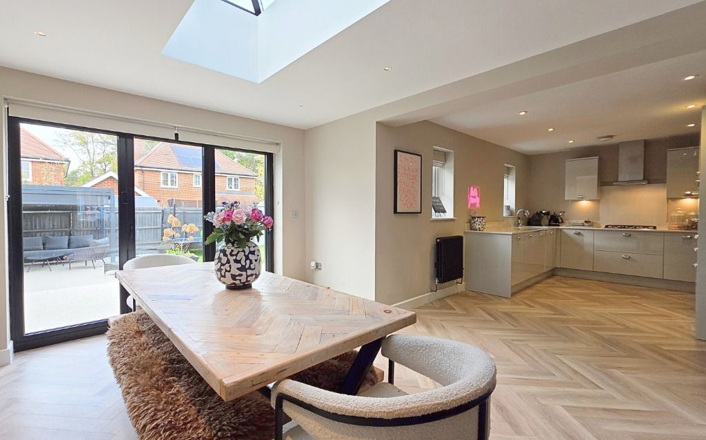 Property photo 2 of 20 4600103