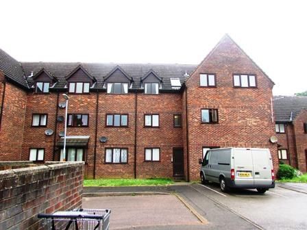 Property photo 1 of 6 14 Oliver Close - Copy.Jpg