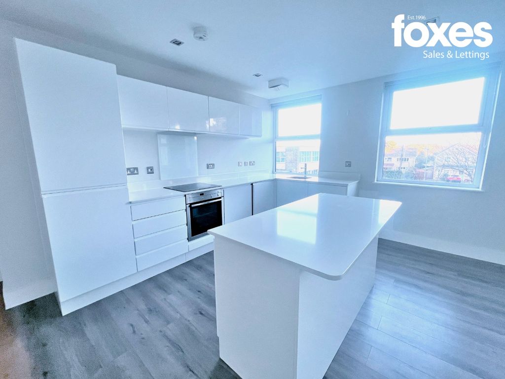 Property photo 3 of 13 2938303