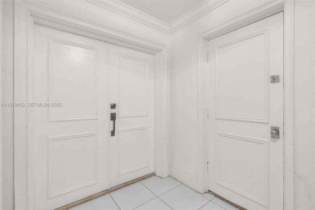 Property photo 3 of 46 <Alttext/>