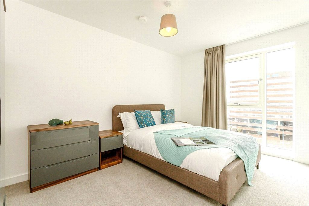 Property photo 3 of 9 Bedroom 2