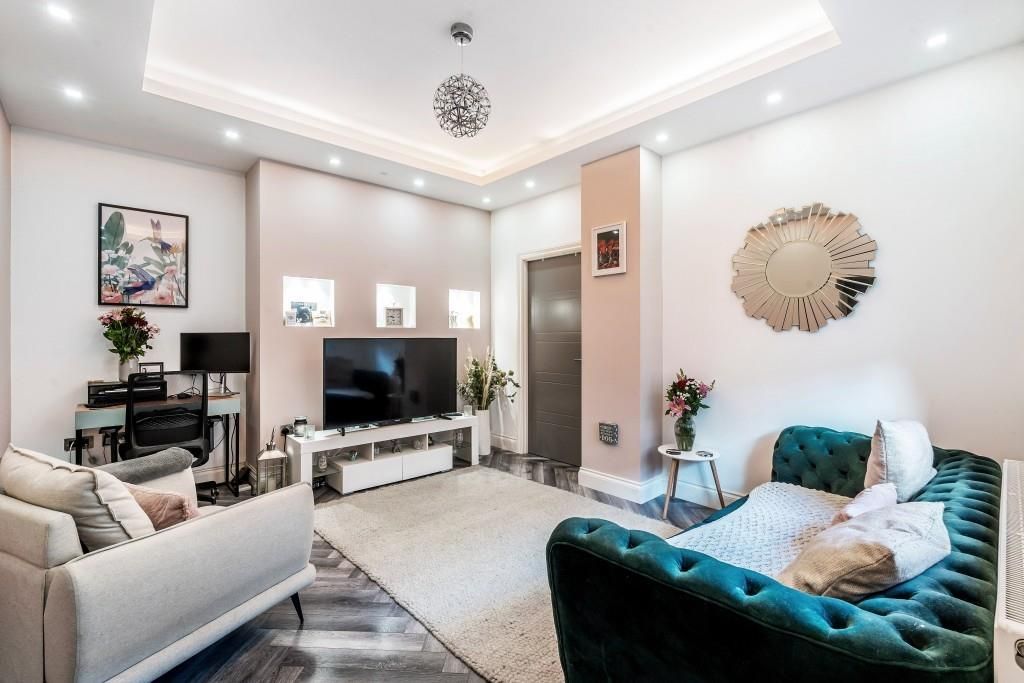 Property photo 2 of 10 Flat-2-Kian-Court-5.Jpg