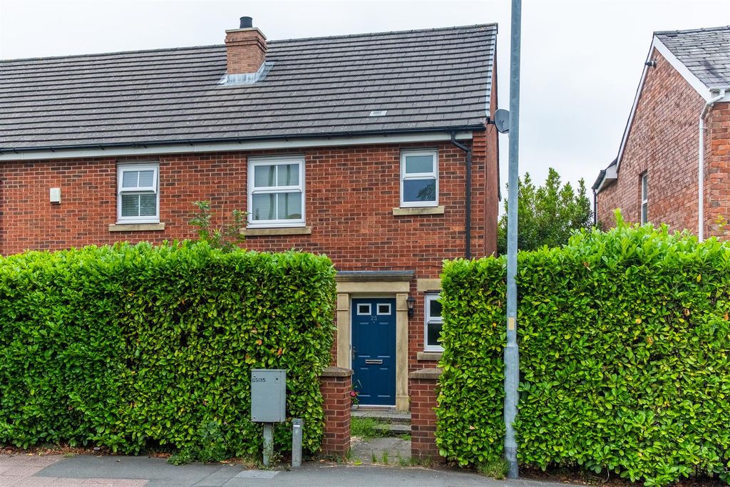 Property photo 1 of 22