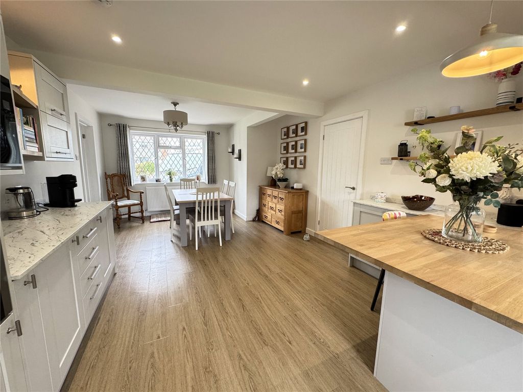 Property photo 2 of 22 Picture No. 09