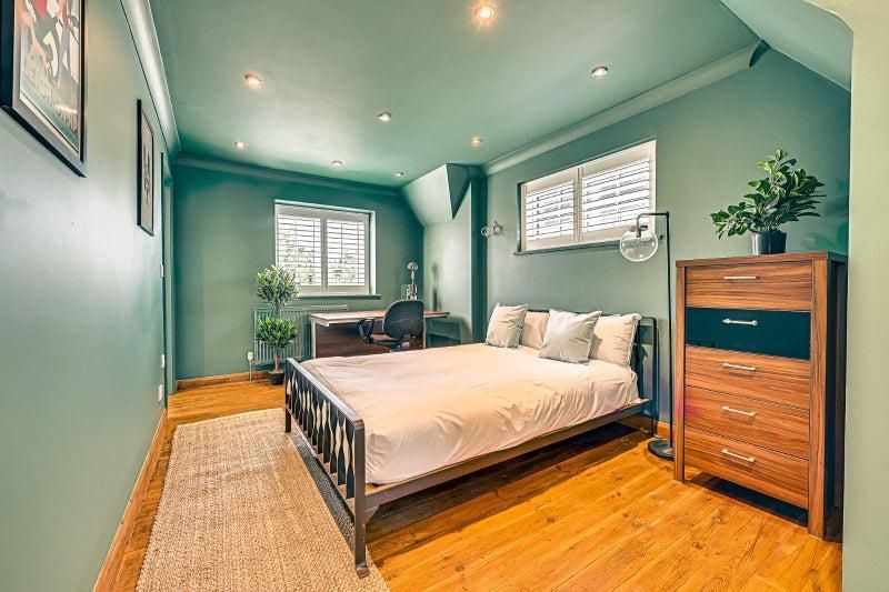 Property photo 2 of 9 Property