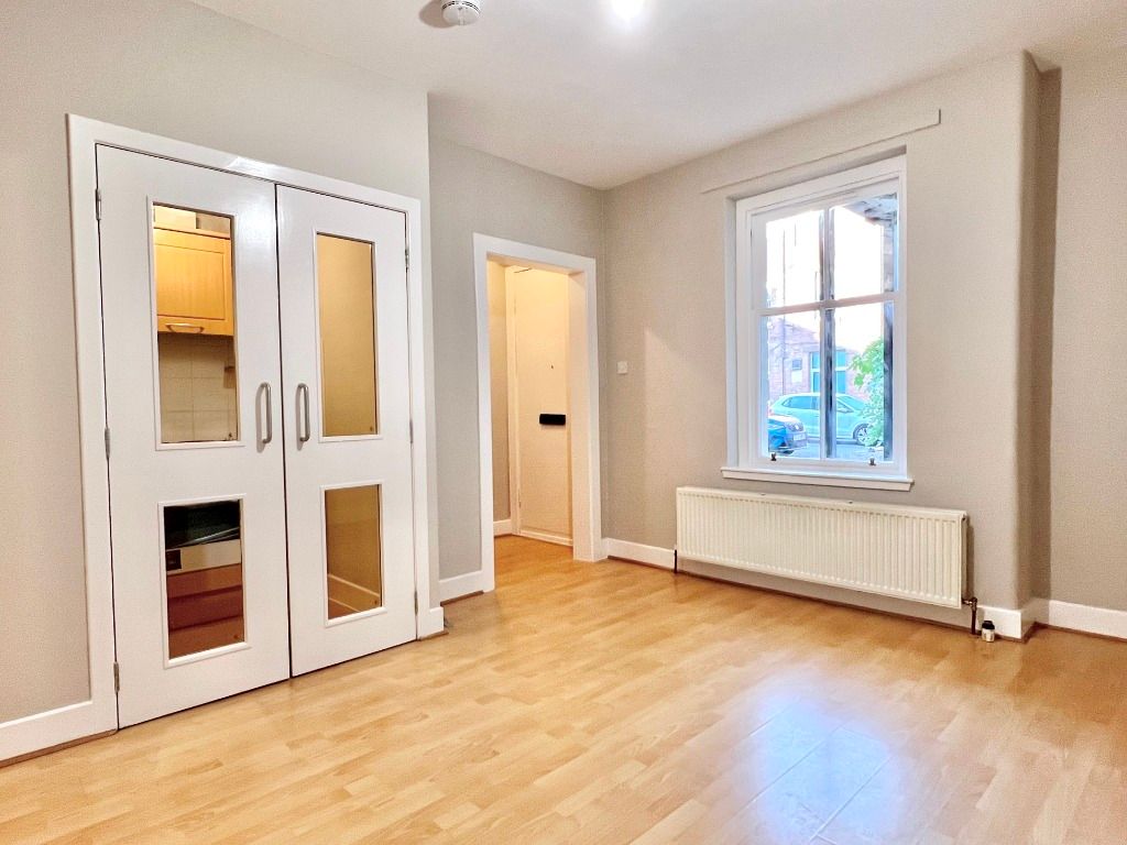 Property photo 2 of 11 Photo 2