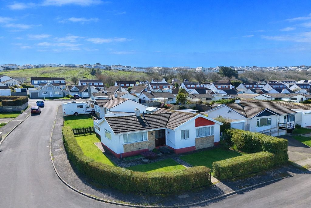 Property photo 1 of 24 1 - Picture No. 09