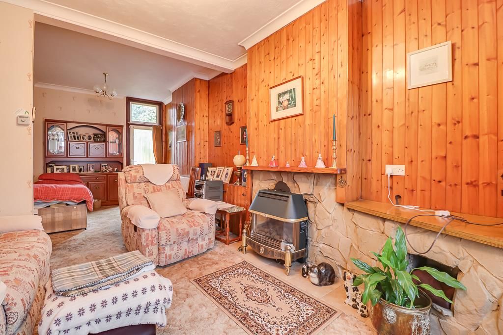 Property photo 3 of 26 Lounge/Diner