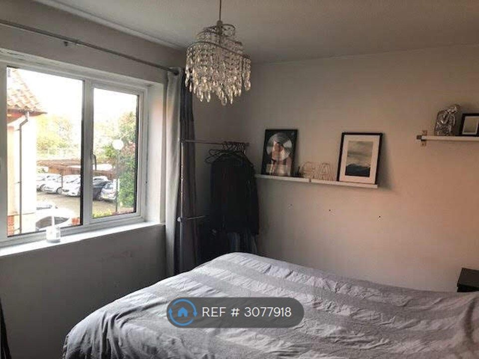 Property photo 3 of 3