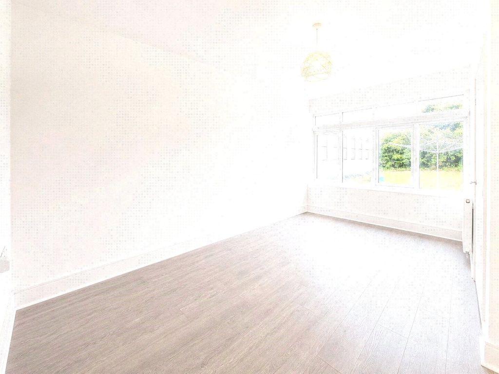 Property photo 2 of 3 Picture No. 02