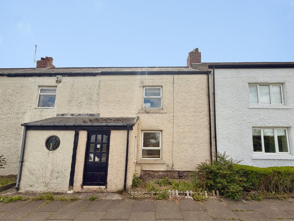 Property photo 1 of 12 External