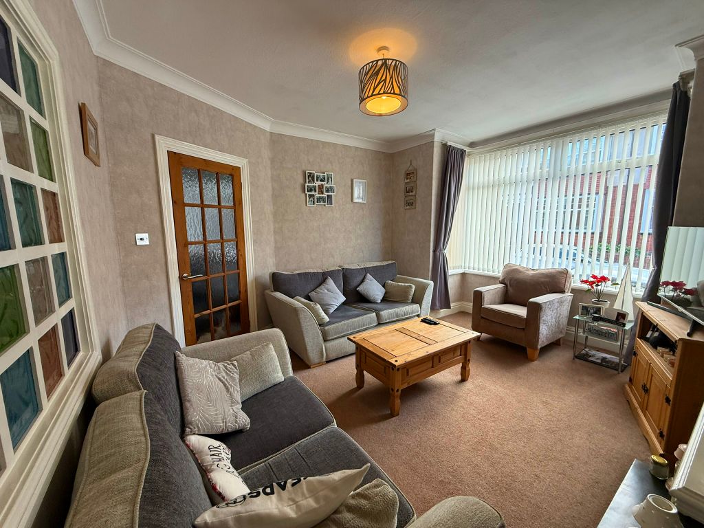 Property photo 3 of 13 Img_8543