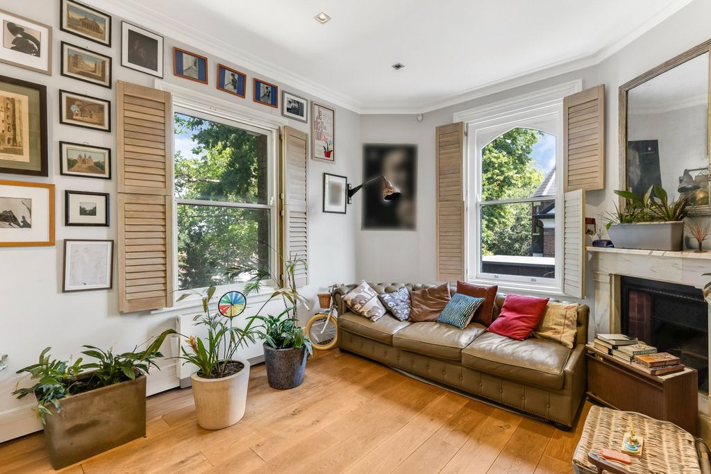 Shepherds Hill, Highgate, London N6 photo 5