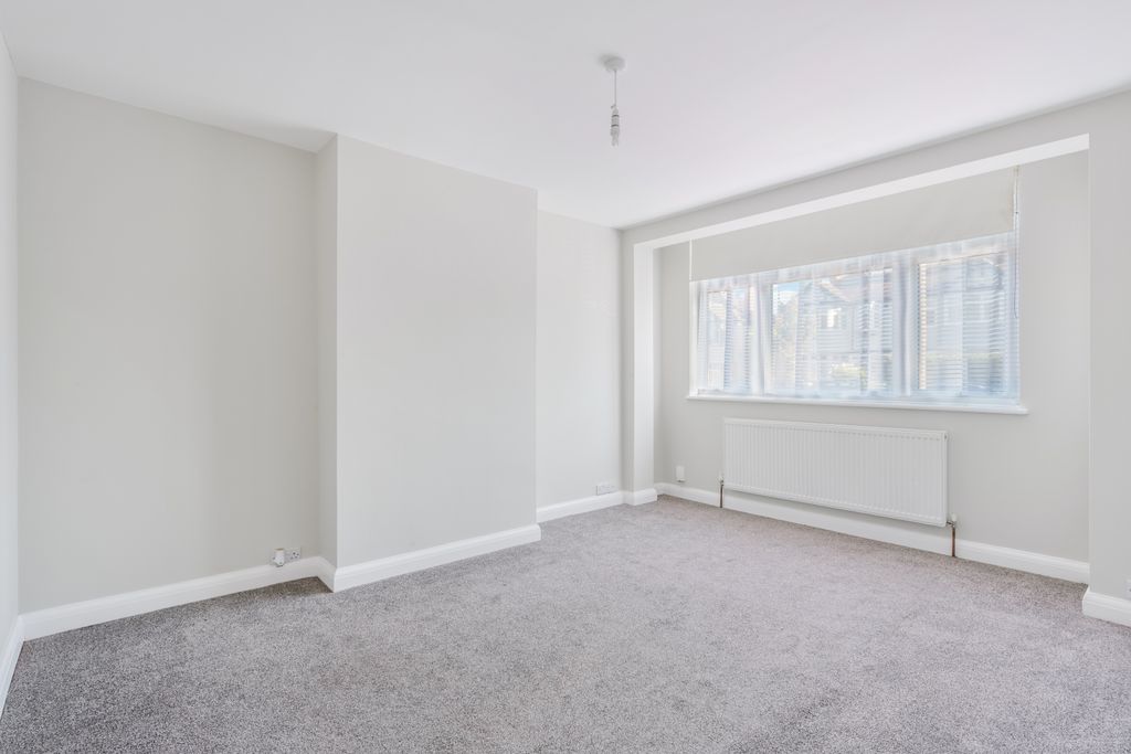 Property photo 2 of 17 Picture No. 10