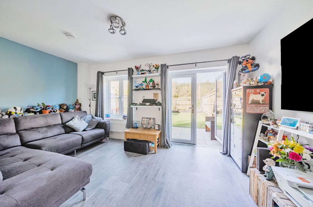 Property photo 2 of 22 1263945 (2).Jpg