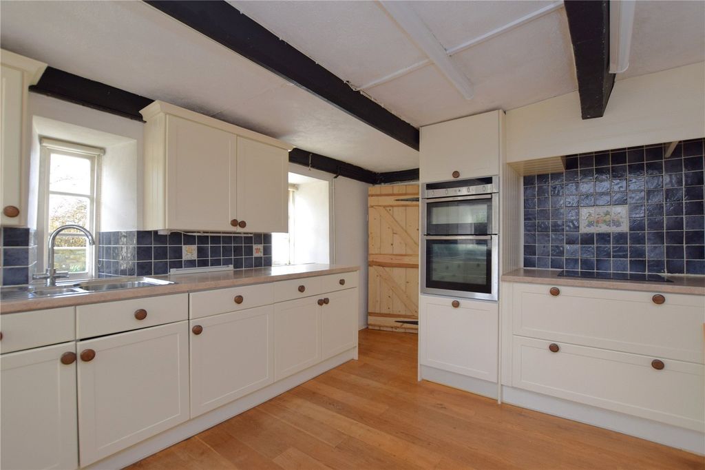 Property photo 2 of 18 Picture No. 06