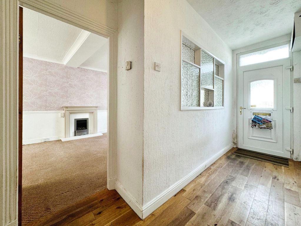 Property photo 2 of 17 3528645