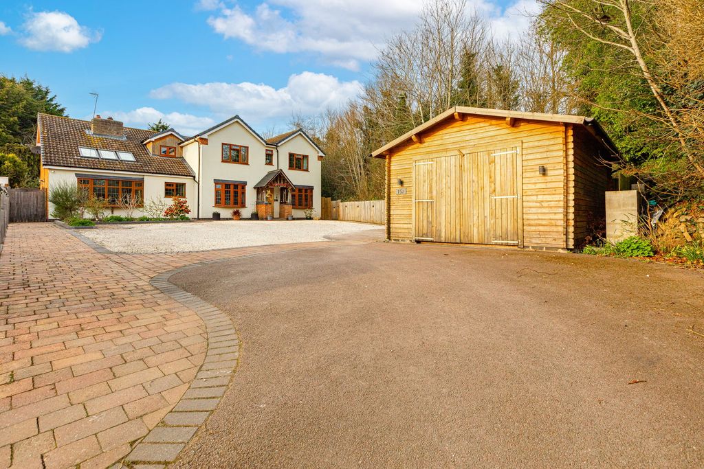 Property photo 2 of 30